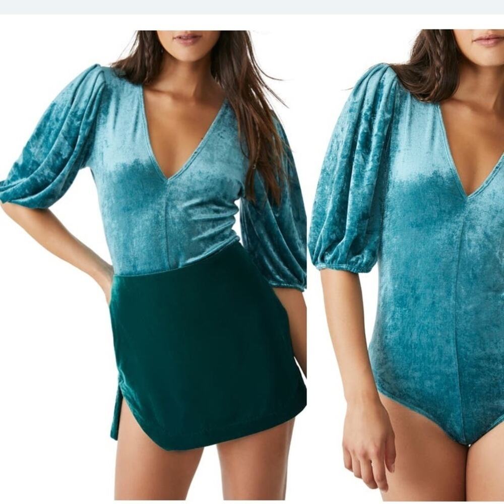 New Blue Teal Free People Velvet BodySuit puff sleeve V-neck Women's Small Cute